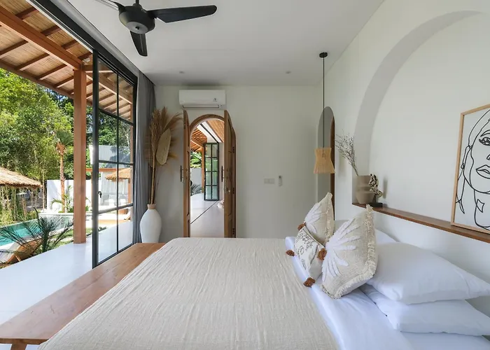 Lestari Ubud * تيغالالانغْ