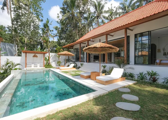 Lestari Ubud تيغالالانغْ