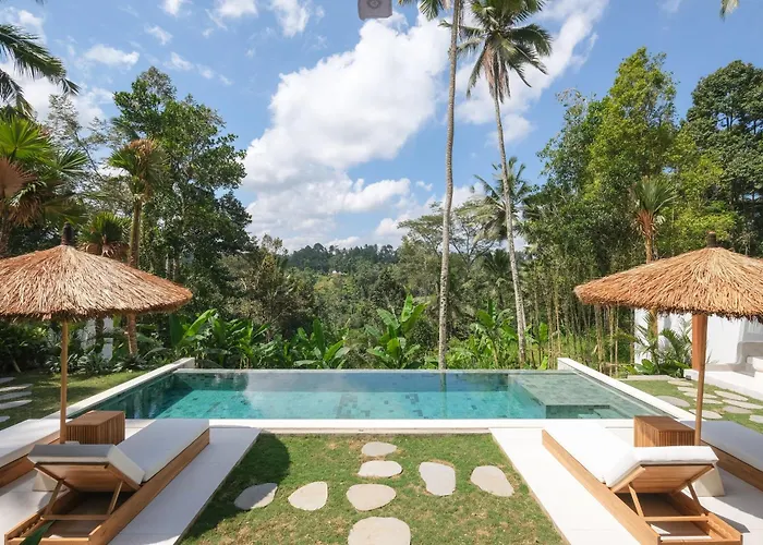 Lestari Ubud * تيغالالانغْ